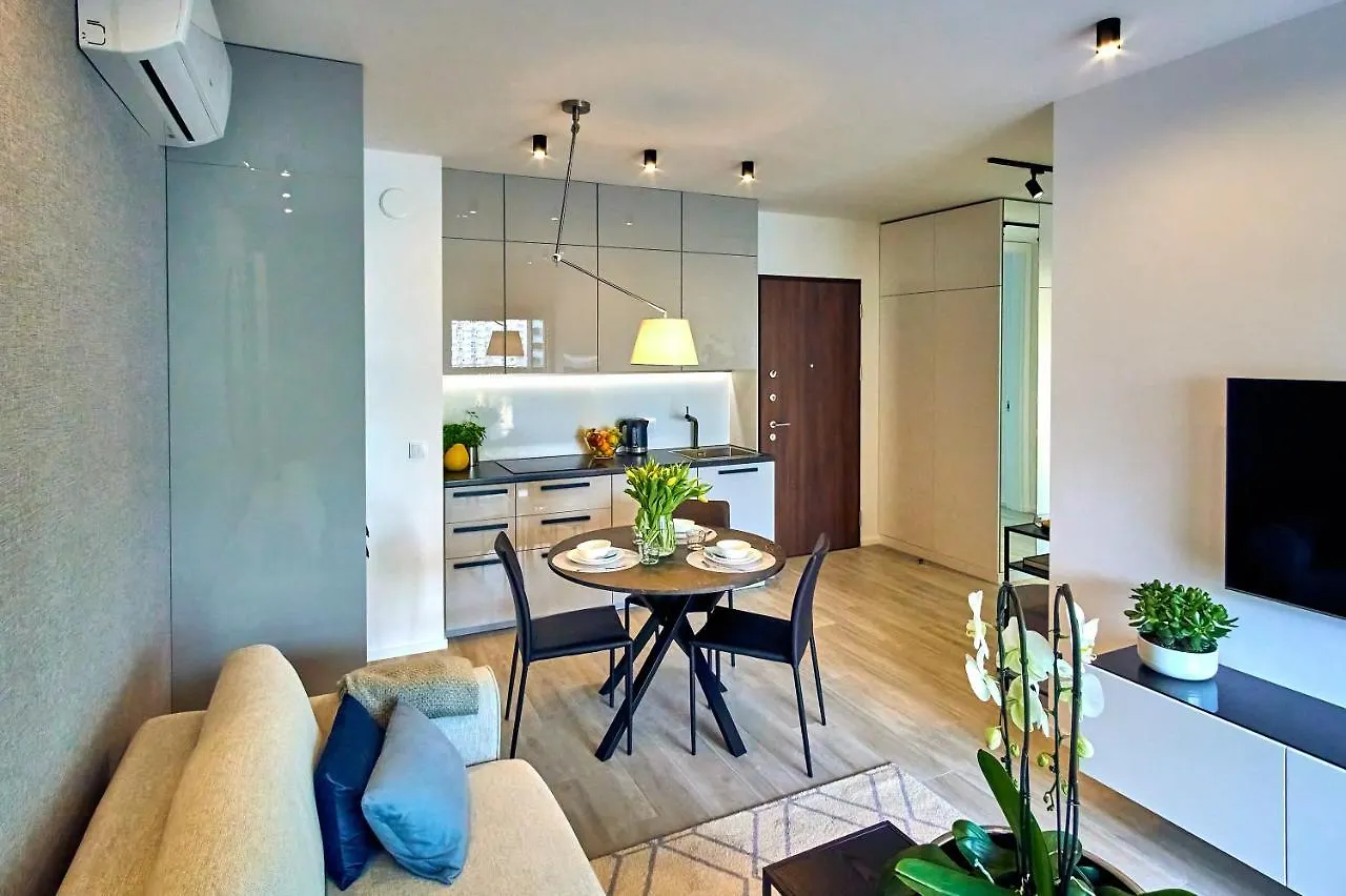 Mennica Residence Deluxe Warsaw 0*,