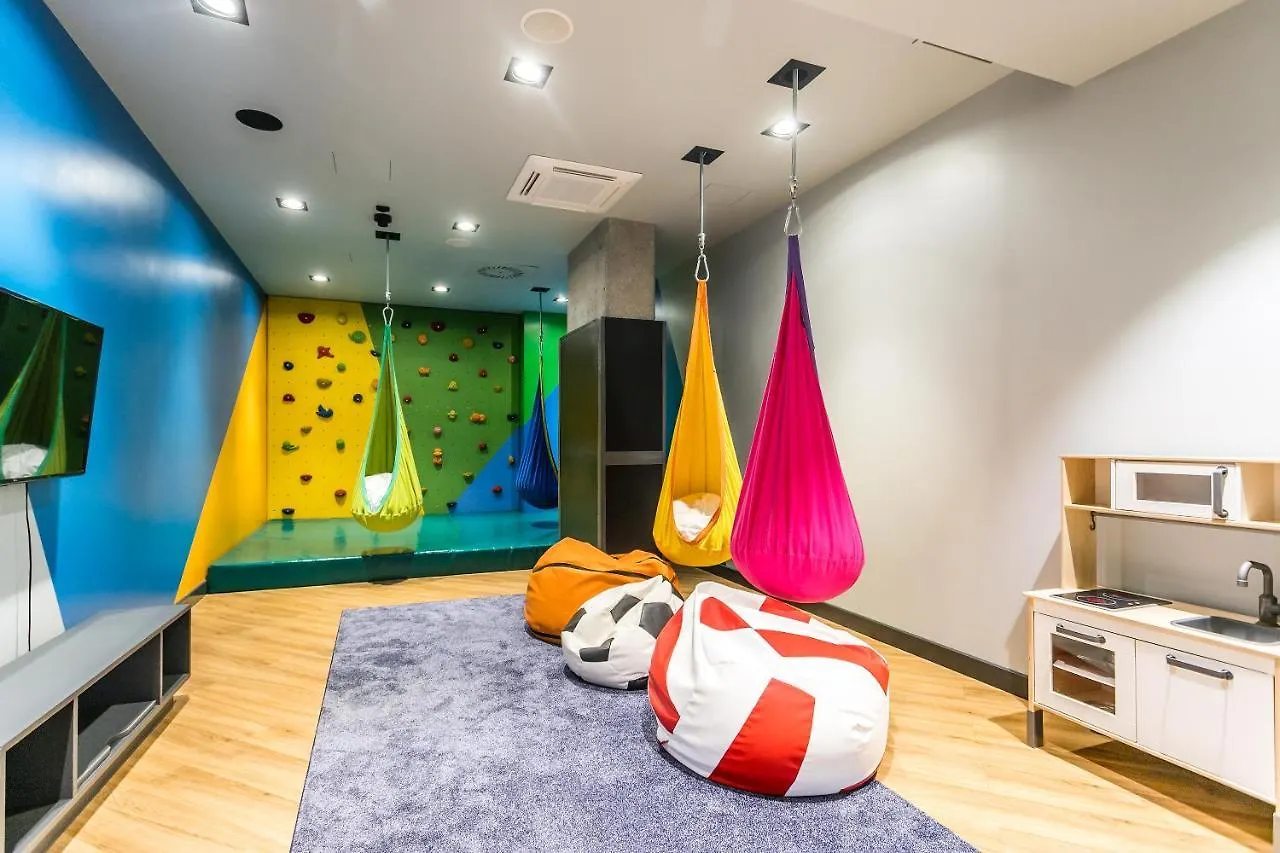 Mennica Residence Deluxe Warsaw 0*,  Poland